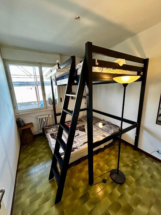 Lighthouse Apartment In Center Of Удине Экстерьер фото